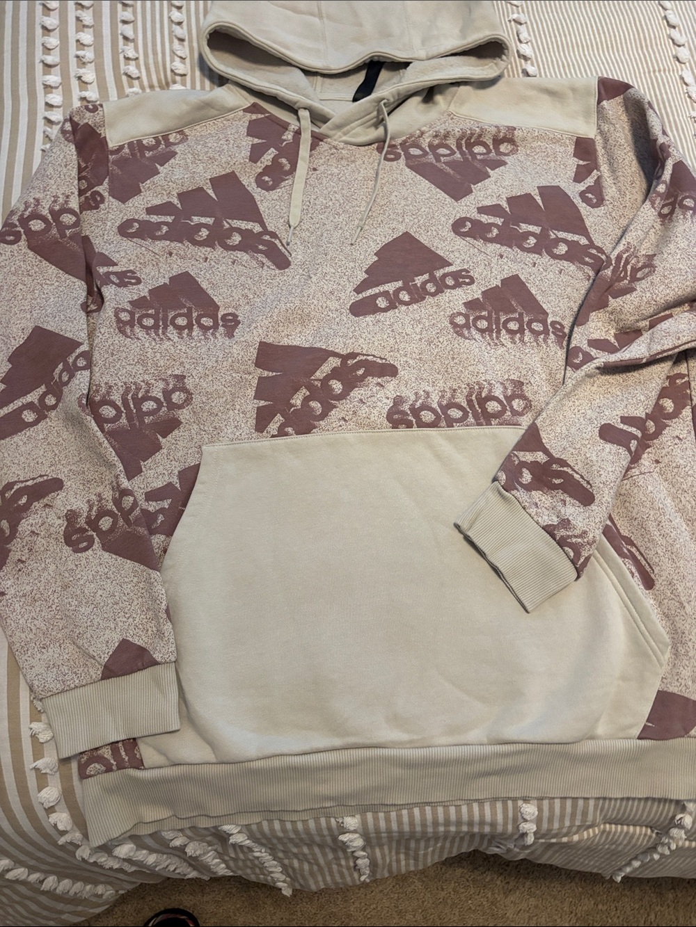 Adidas hoodie Essentials Love Brand Fleece Hoodie